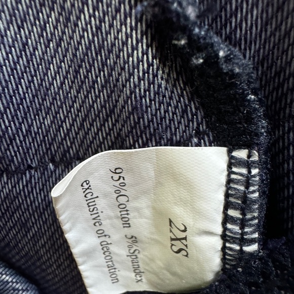 Girls 2T Blue Jean Looking Flowy Skirt with Pink Bow - Picture 4 of 5